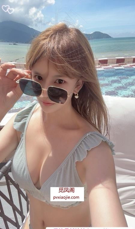 服务系颜值诗诗