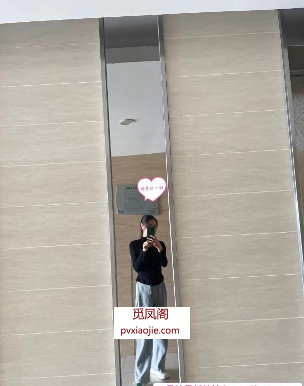 上梅林美腿琳达